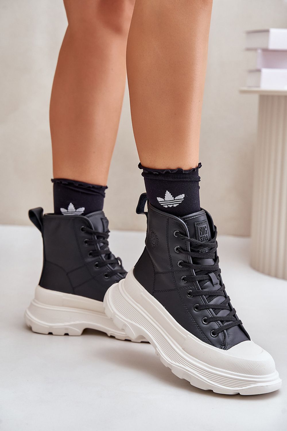   Trampki Model Big Star OO274A599 Black - Step in style 