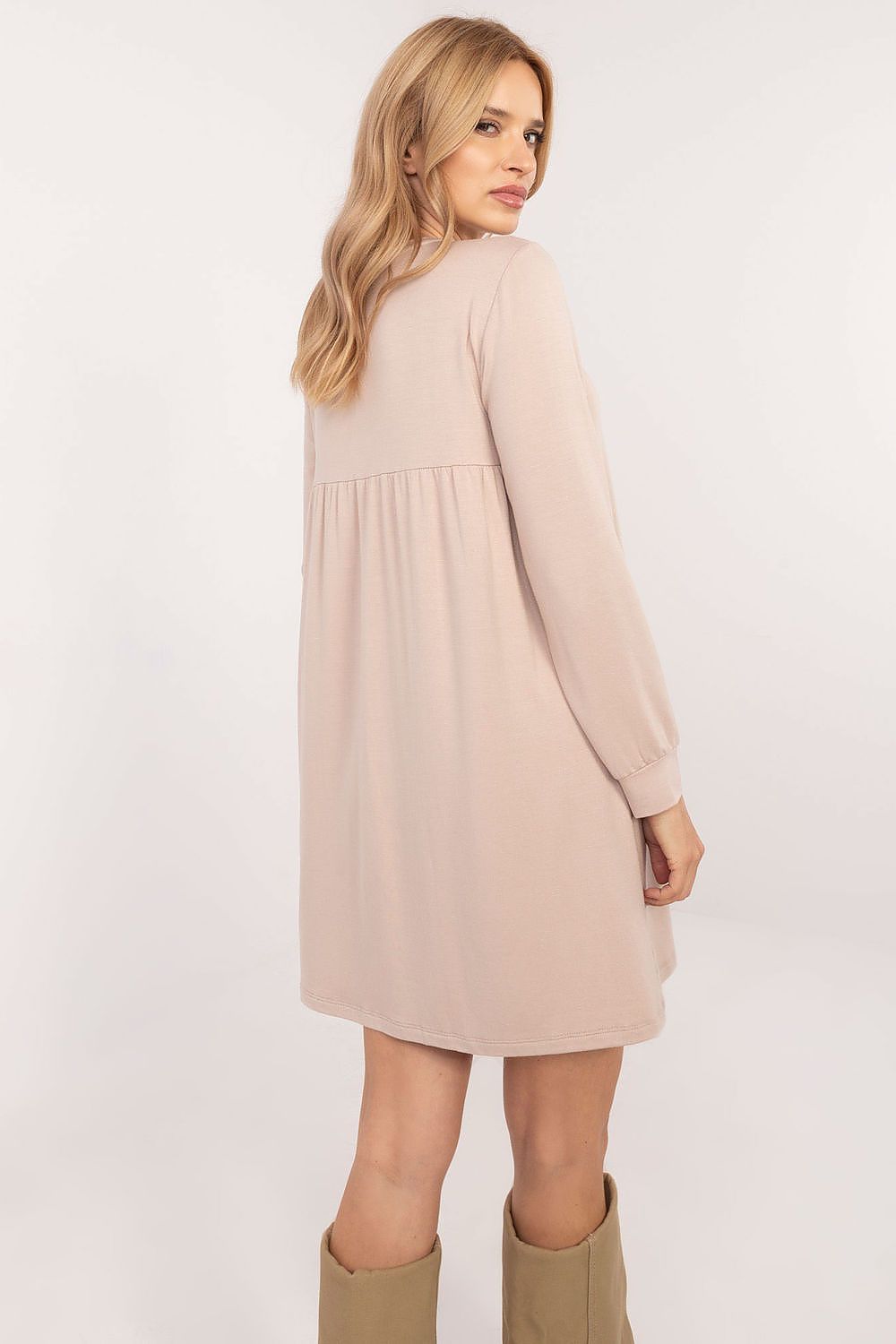  Sukienka Model RV-SK-A-165.61 Beige - Relevance 