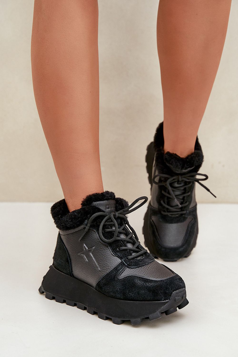   Buty Sportowe Model Big Star OO274A329 Black - Step in style 