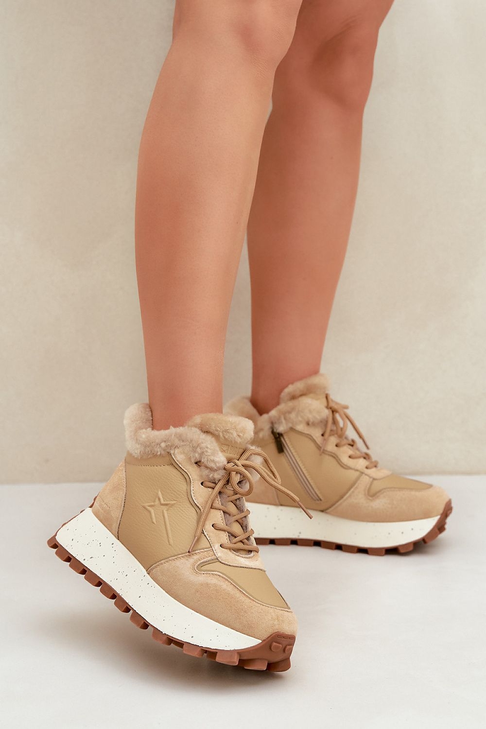   Buty Sportowe Model Big Star OO274A330 Beige - Step in style 