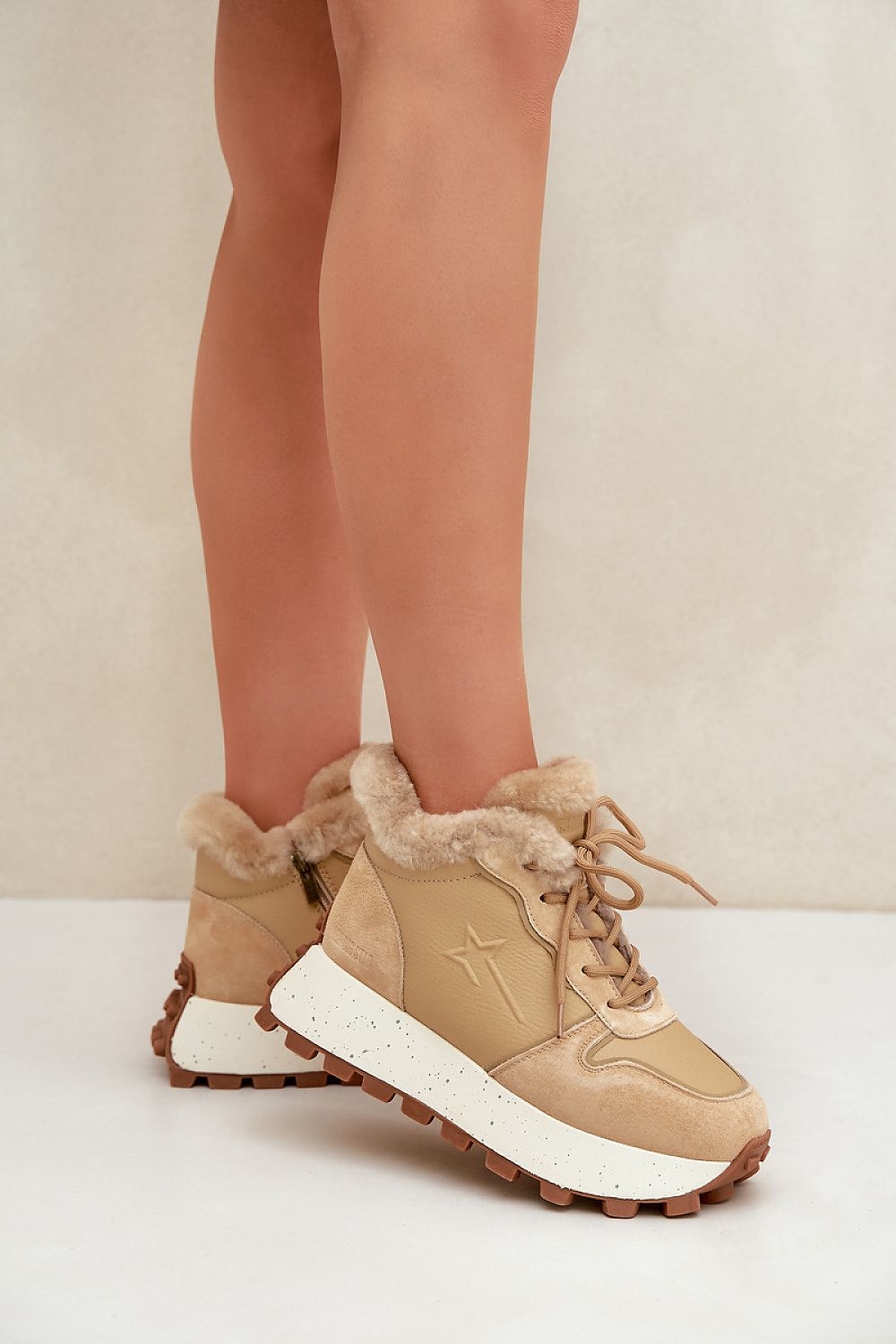   Buty Sportowe Model Big Star OO274A330 Beige - Step in style 