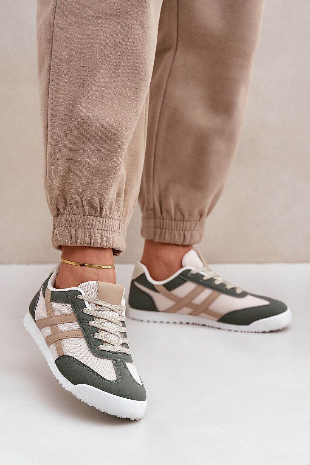   Trampki Model Eezore 9153 Beige/Green - Step in style 
