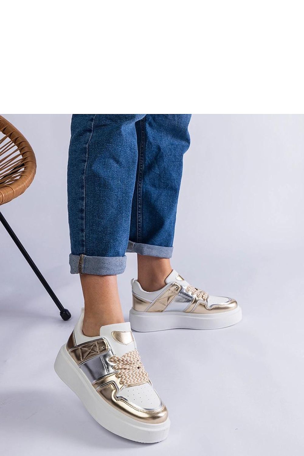   Złote sneakersy ze srebrnymi wstawkami Kimberly - Solea 