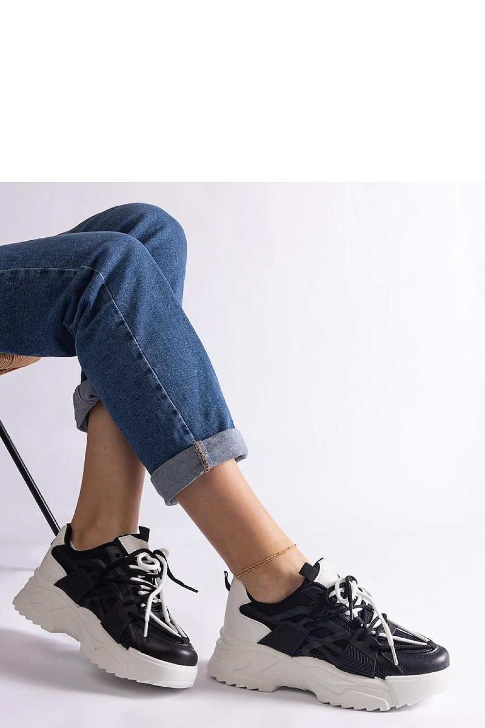  Czarne sneakersy sportowe damskie Alva - Solea 