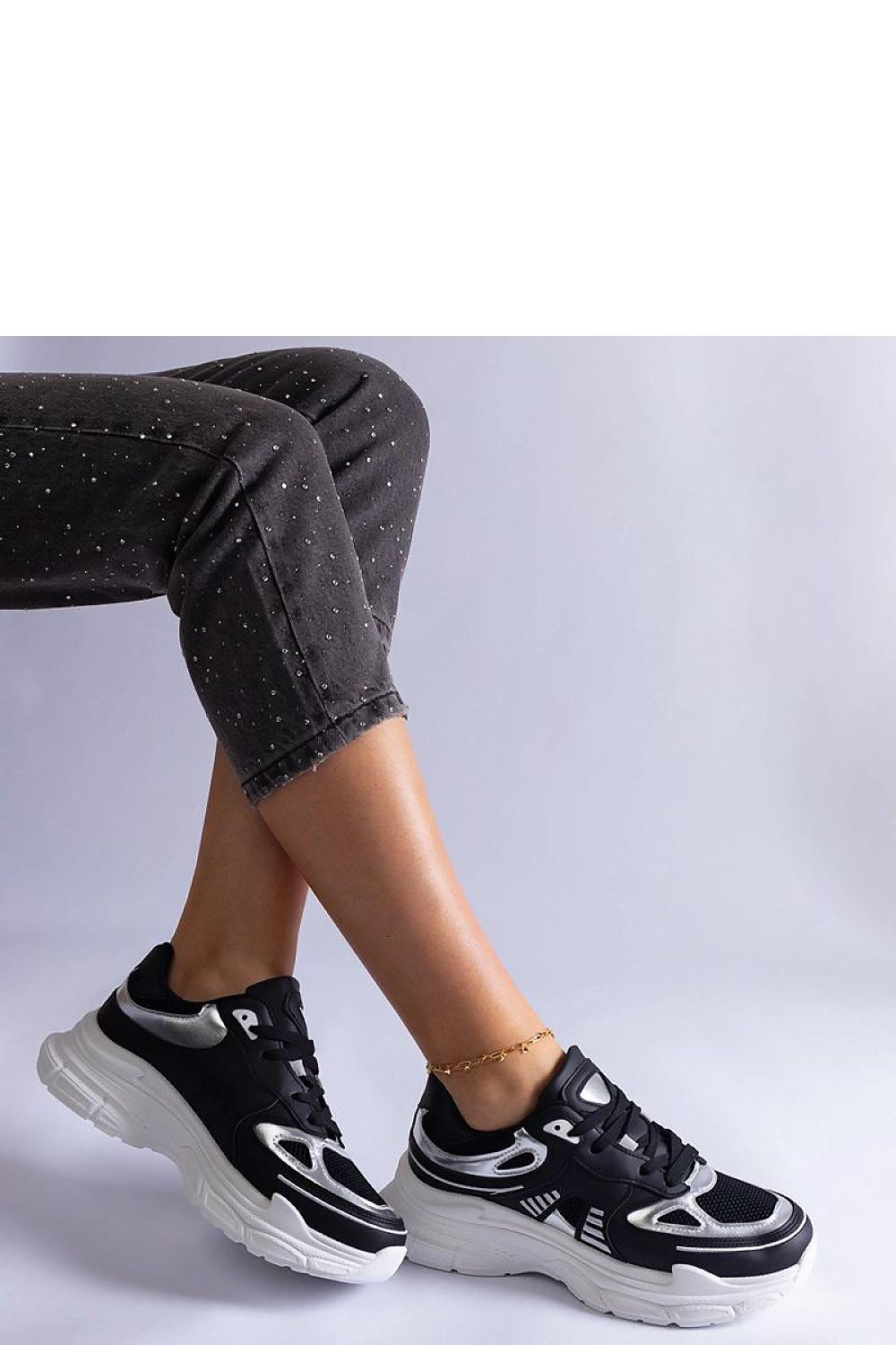   Czarne sneakersy damskie ze srebrnymi wstawkami Gaytan - Solea 