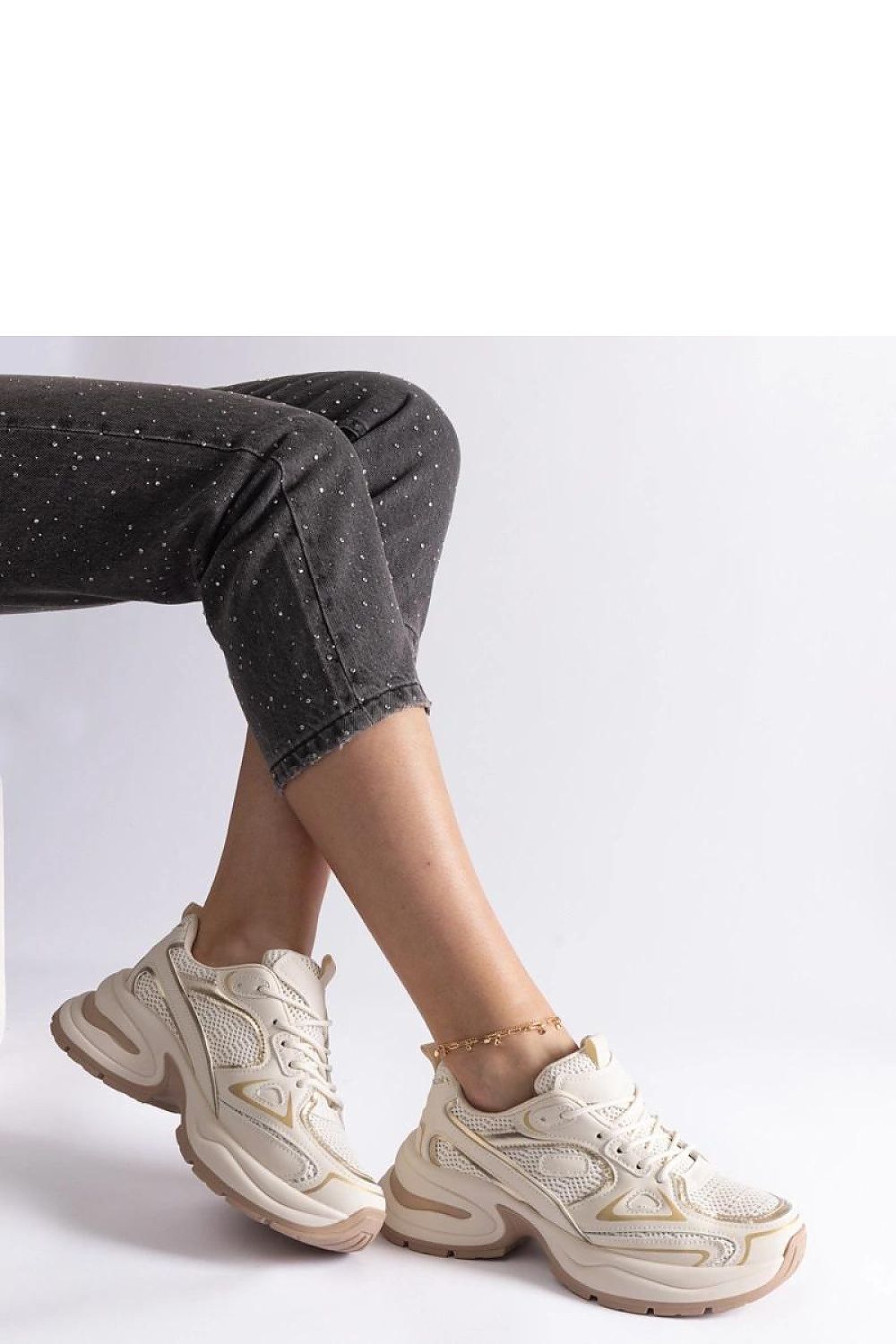   Beżowe sneakersy na masywnej podeszwie Adoma - Solea 