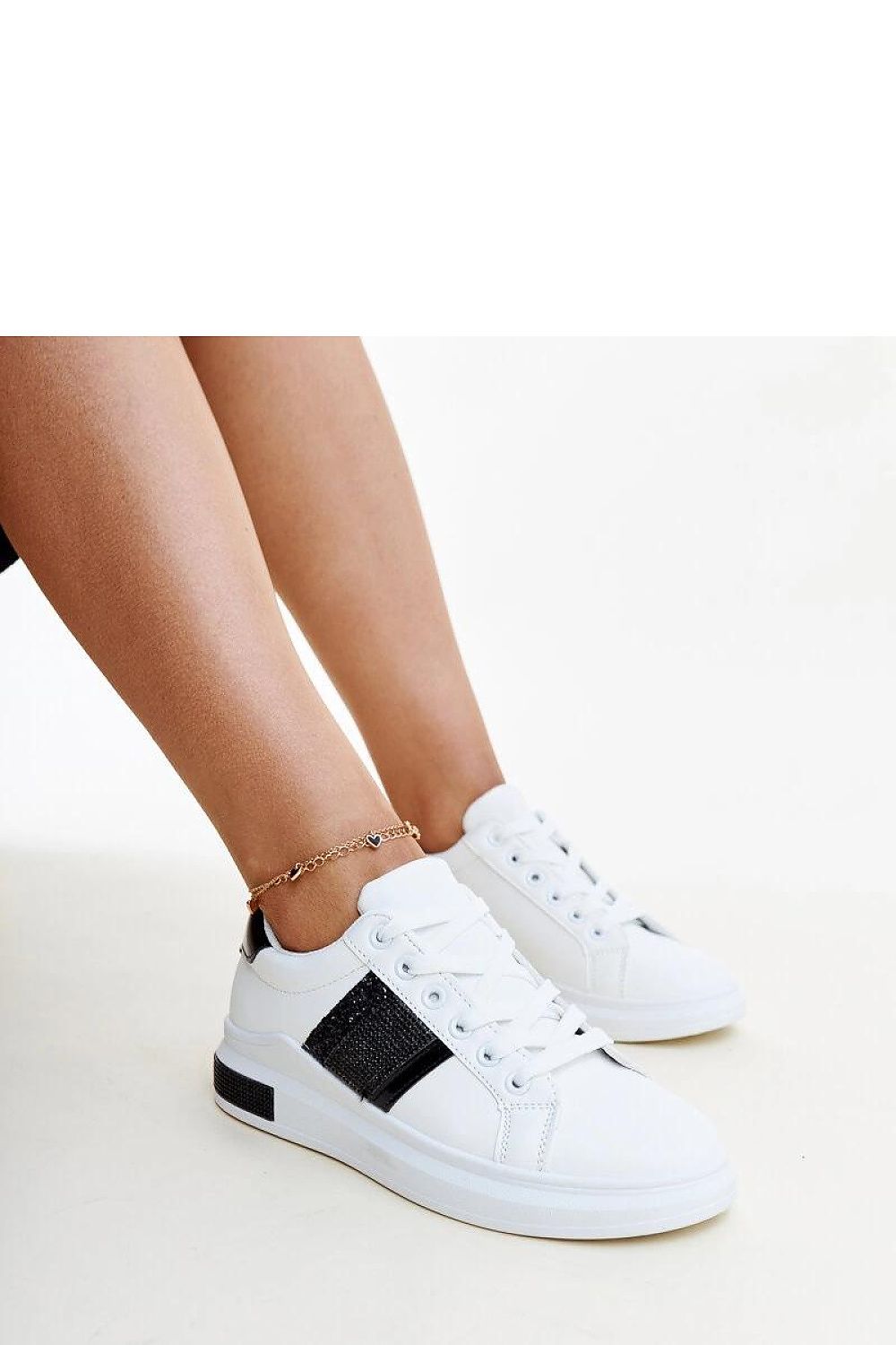   Biało-czarne sneakersy z cyrkoniami Giulia - Solea 