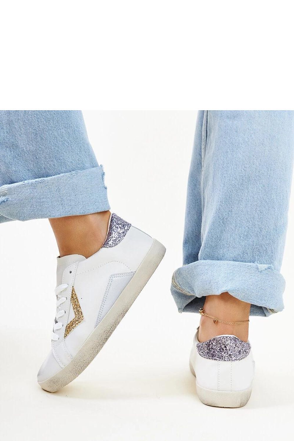   Białe sneakersy z efektem ,,znoszenia`` Gombola - Solea 
