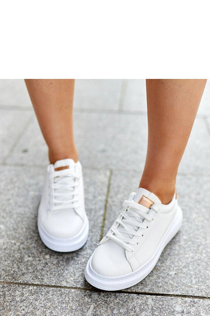   Białe sneakersy na grubej podeszwie Ivalu - Solea 