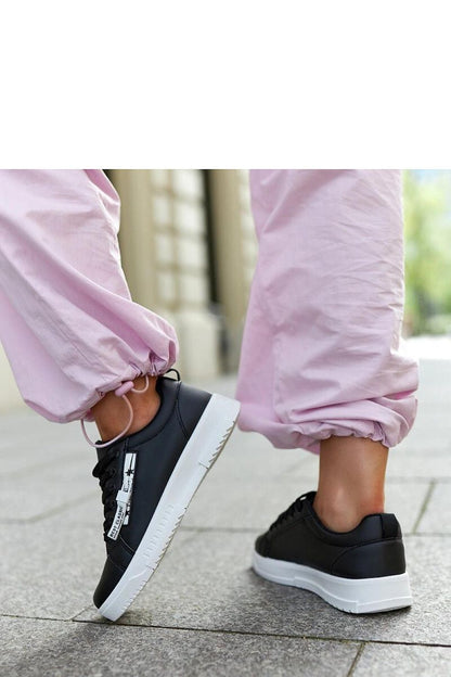   Czarne sneakersy eko skóra Brecht - Solea 