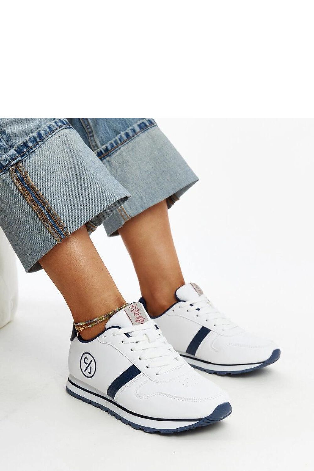   Biało-granatowe sneakersy damskie CROSS JEANS - Solea 