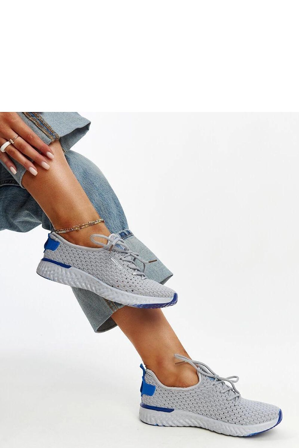   Szare materiałowe sneakersy damskie CROSS JEANS - Solea 