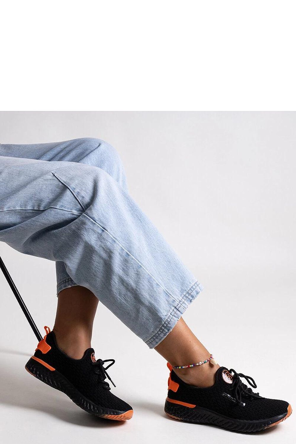   Czarne materiałowe sneakersy damskie CROSS JEANS - Solea 