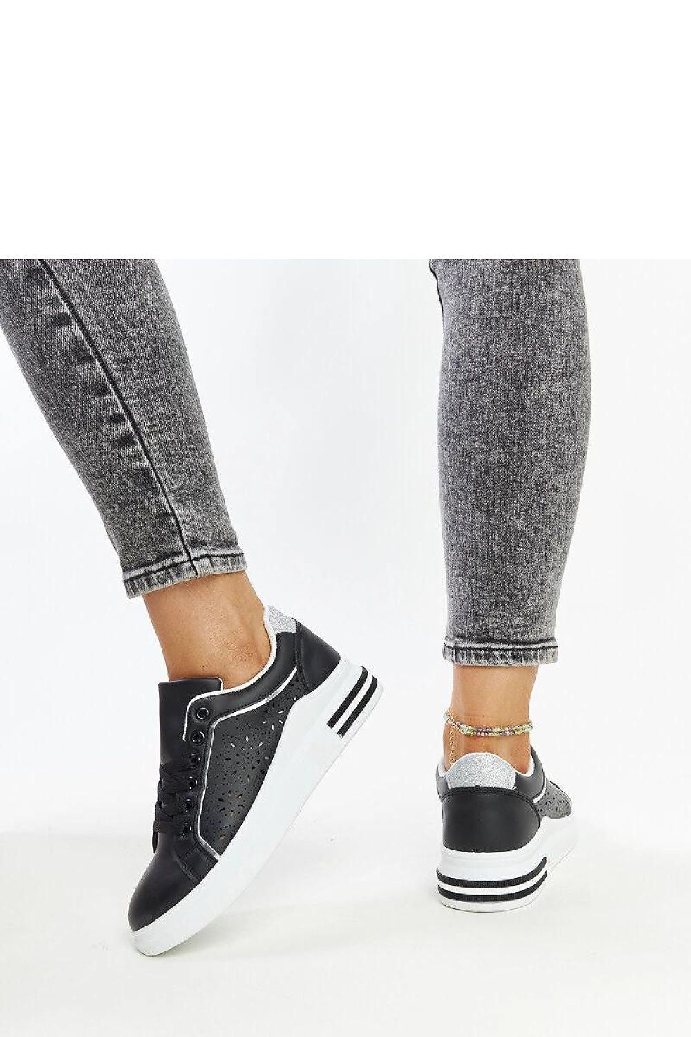   Czarne sneakersy ażurowe z brokatem Zorka - Solea 