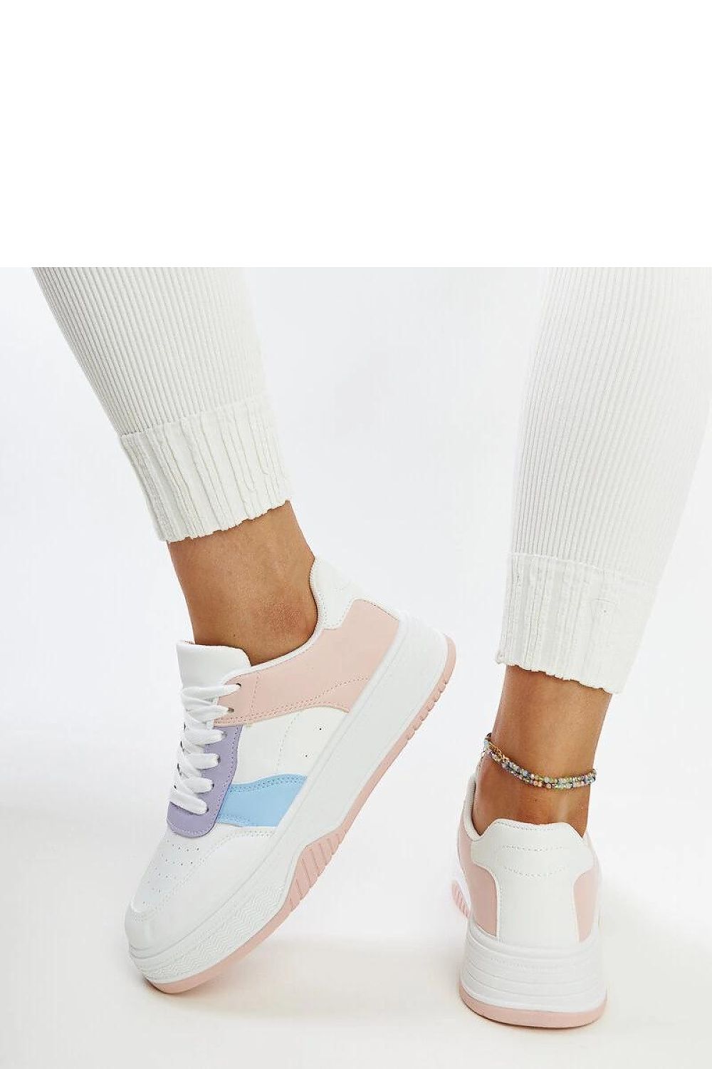   Biało-różowe sneakersy na grubszej podeszwie Rafida - Solea 