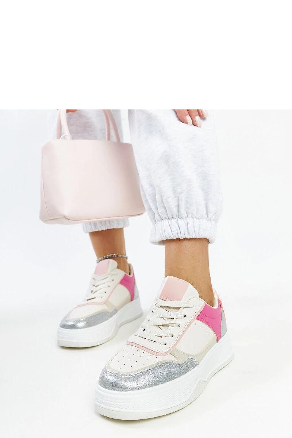   Biało-różowe sneakersy na grubszej podeszwie Rumai - Solea 