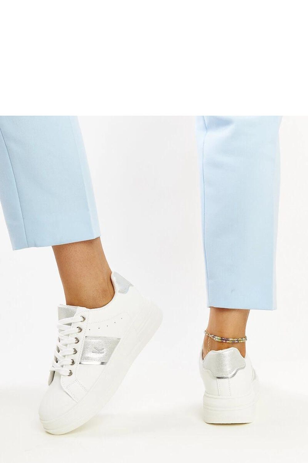  Biało-srebrne sneakersy na grubszej podeszwie Finestra - Solea 