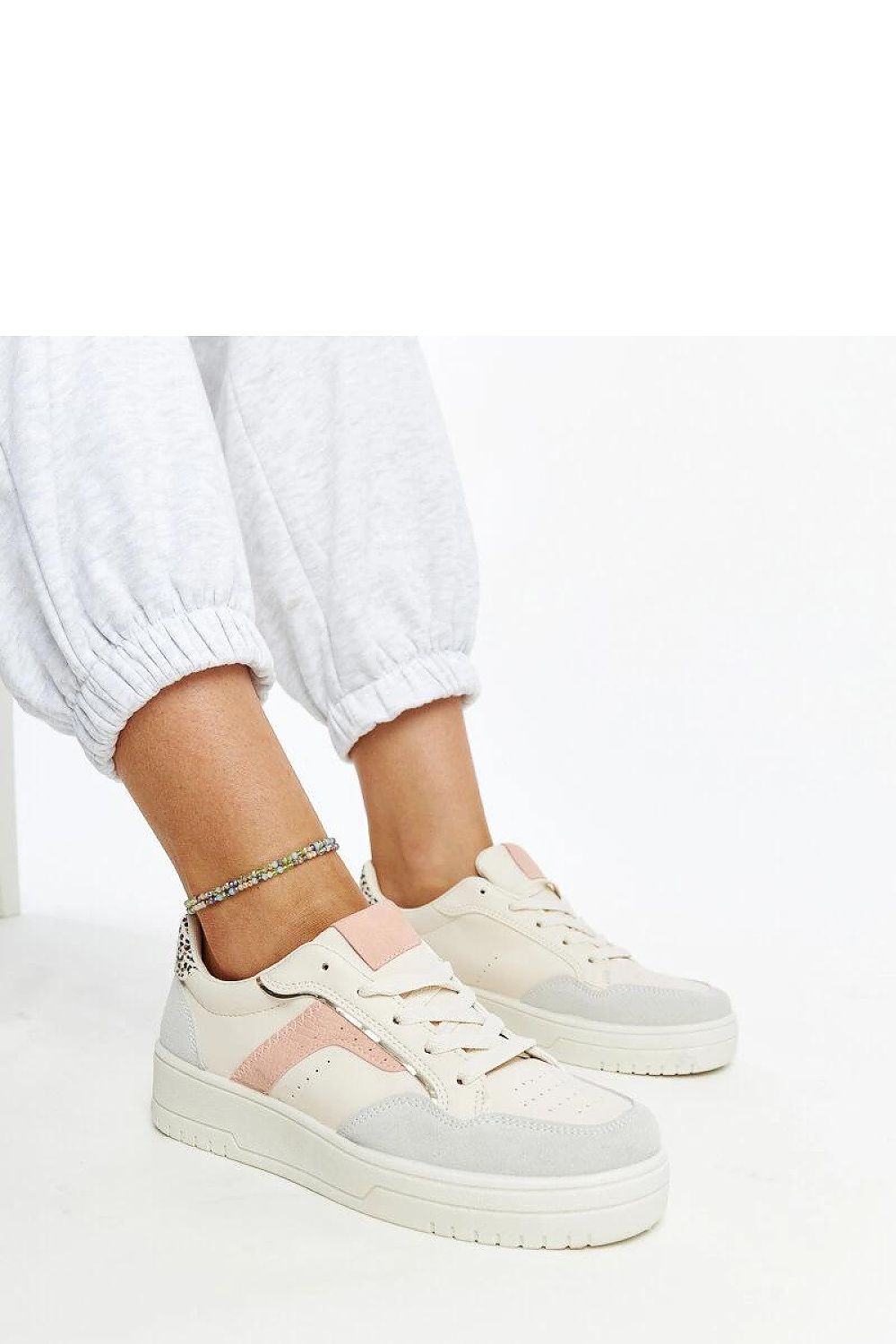   Białe sneakersy na platformie Walda - Solea 