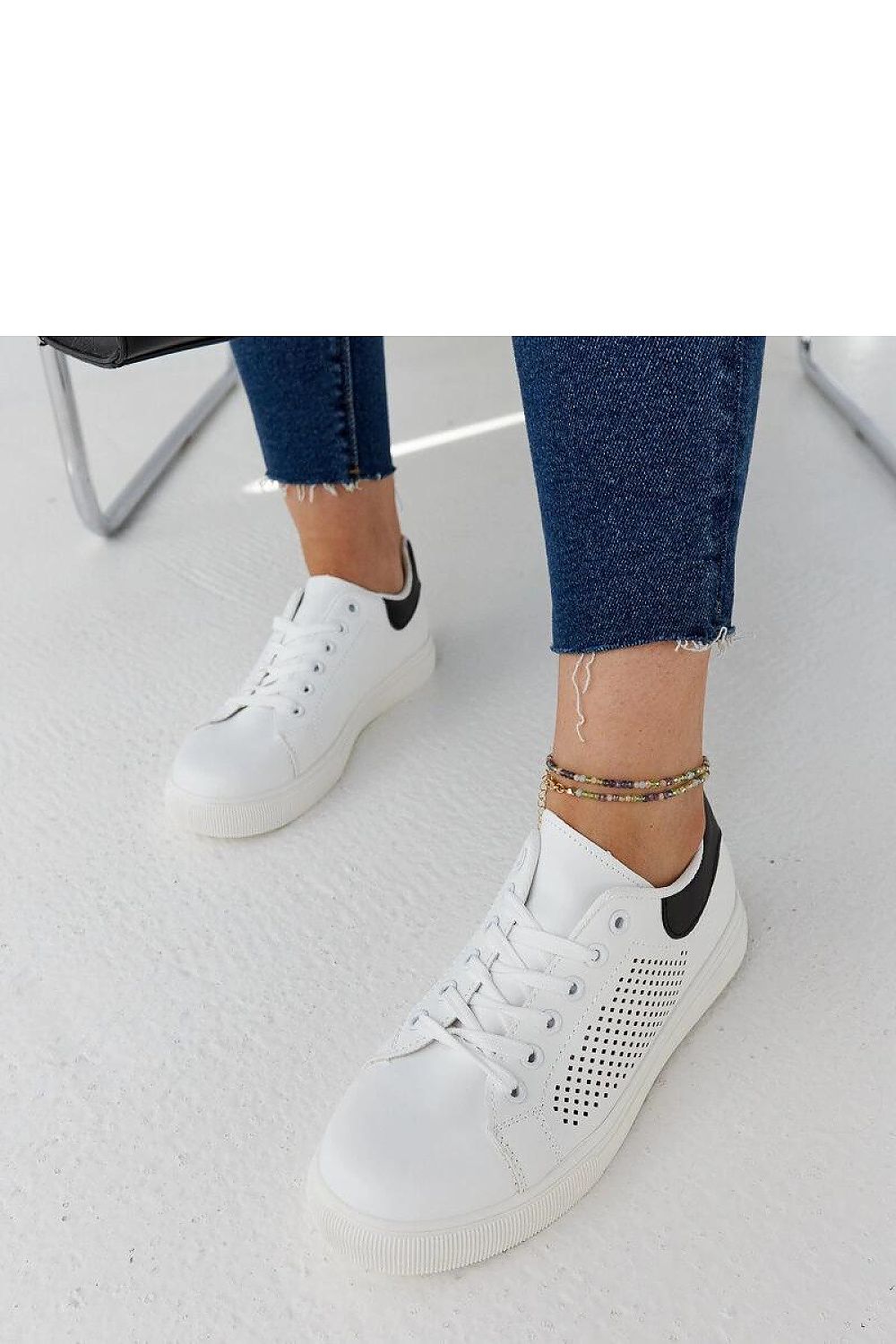   Białe ażurowe sneakersy Semhar - Solea 