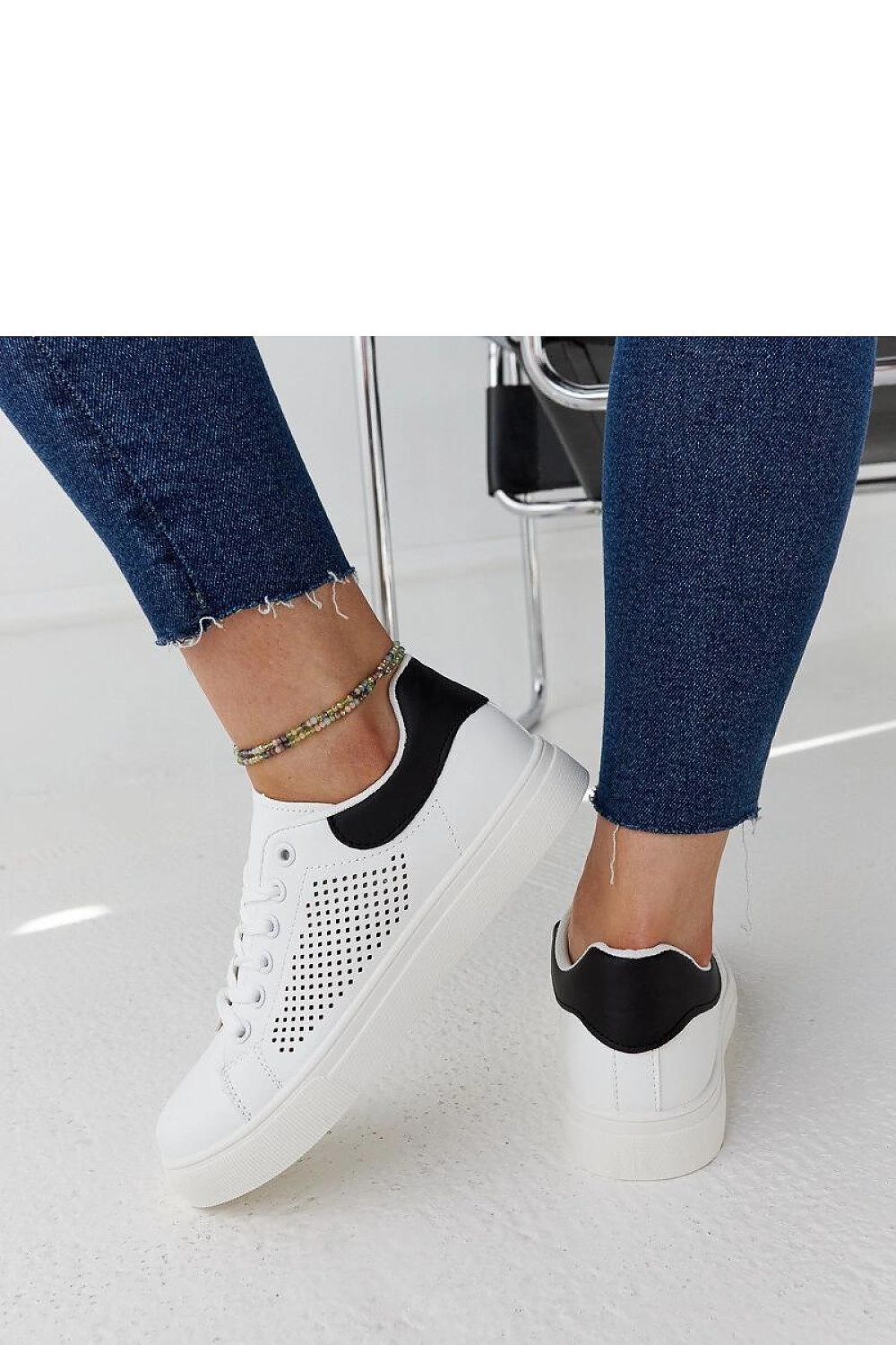   Białe ażurowe sneakersy Semhar - Solea 