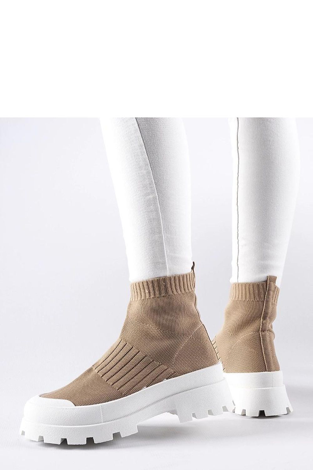   Brązowe sneakersy z elastyczną cholewką Varden - Solea 