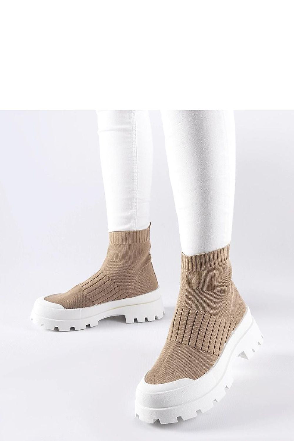   Brązowe sneakersy z elastyczną cholewką Varden - Solea 