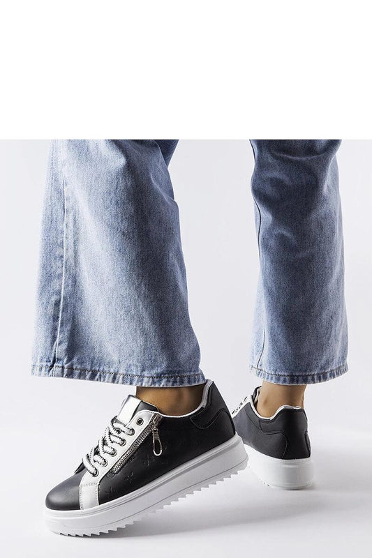   Czarne sneakersy na platformie Romola - Solea 