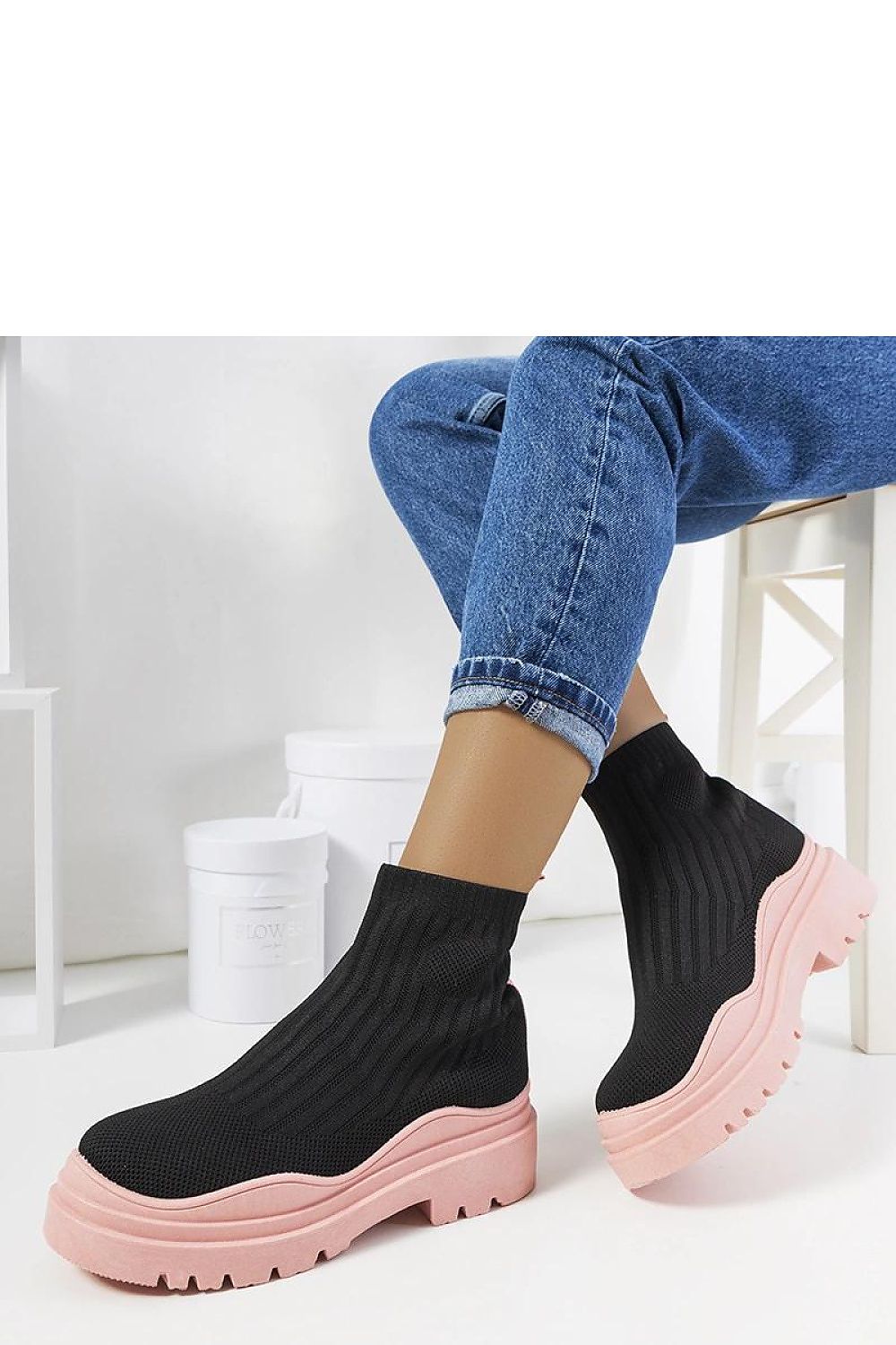   Czarno różowe wysokie sneakersy Marks - Solea 