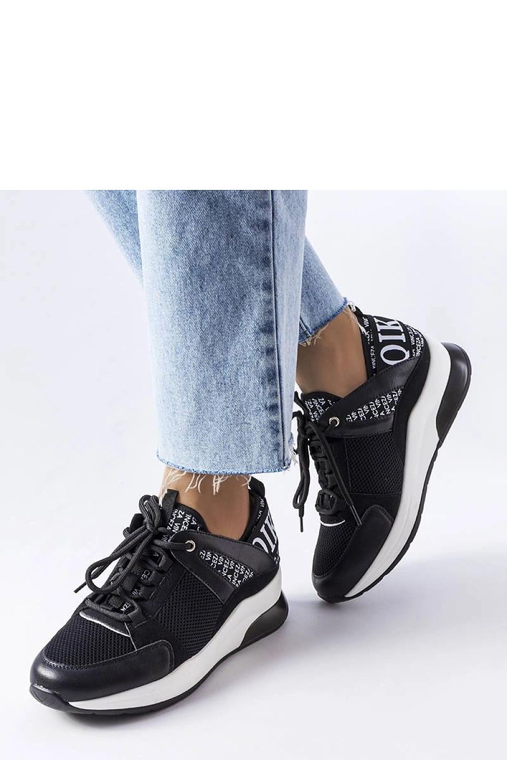   Czarno-białe sneakersy Vinceza - Solea 