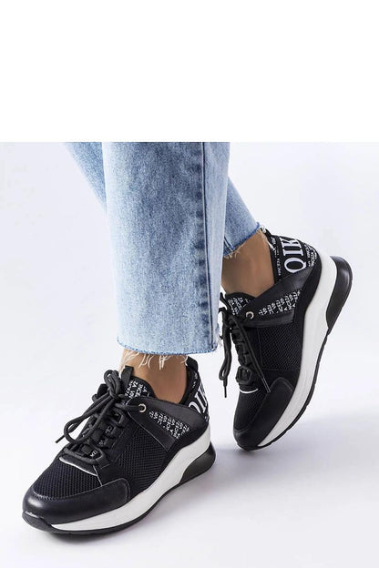   Czarno-białe sneakersy Vinceza - Solea 