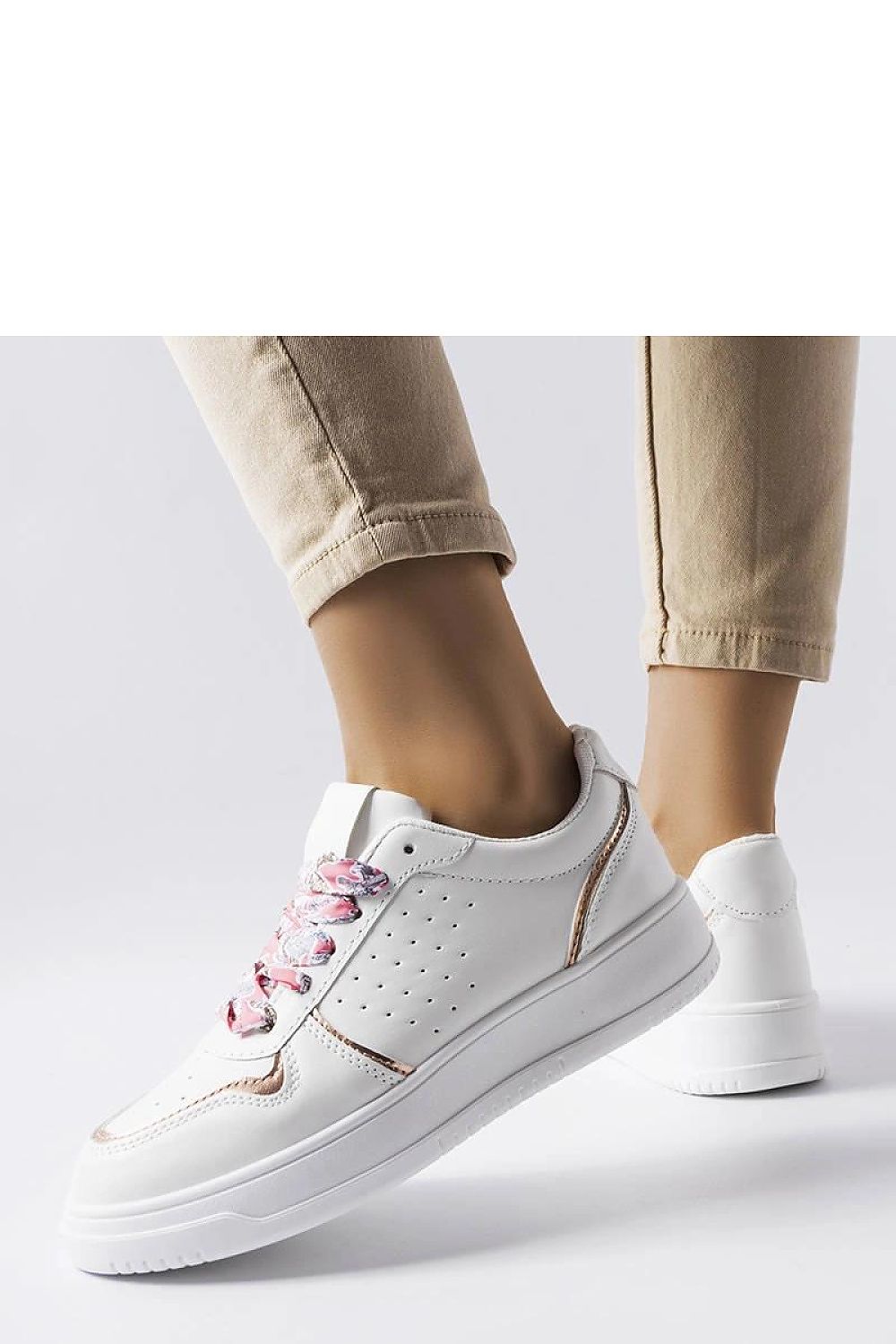   Białe sneakersy wiązane wstążką Pryor - Solea 