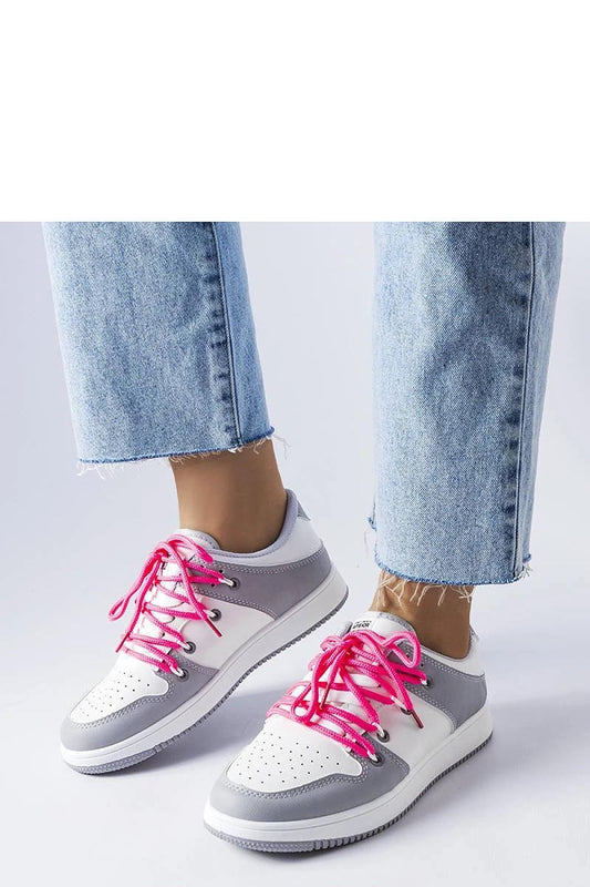   Białe retro sneakersy Shari - Solea 