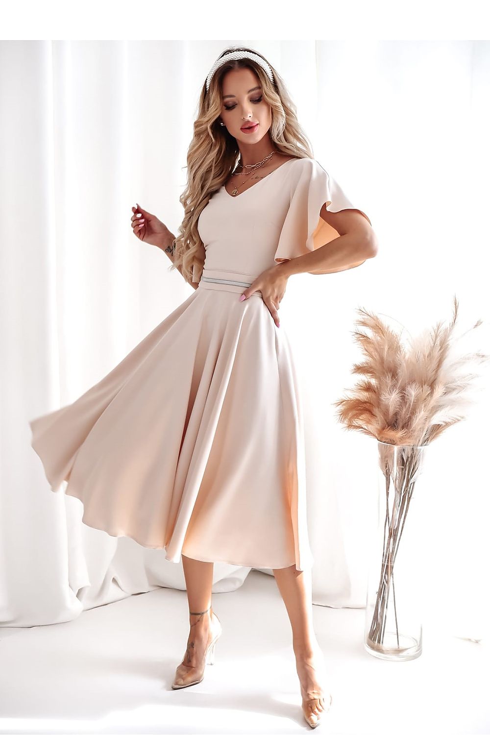   Sukienka Model Luna 000103. Beige - With You 