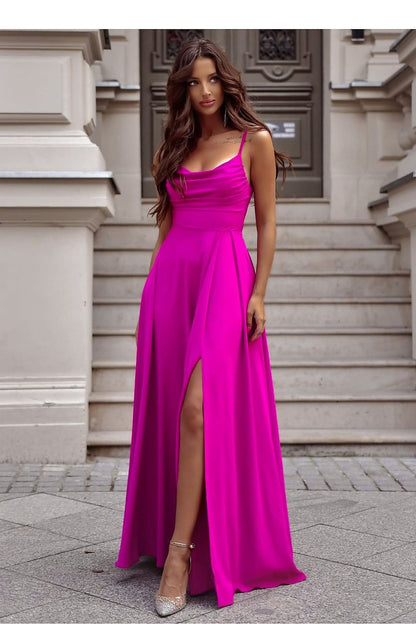  Sukienka Model Valeria 001170. Amarant - With You 