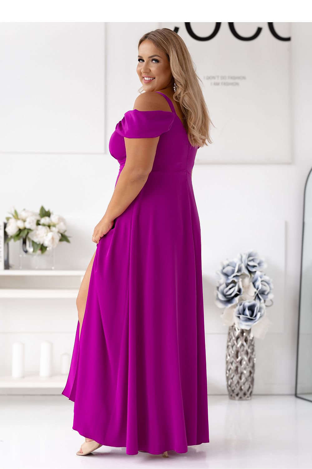  Sukienka Model Walentina 0011171. Magenta - With You 