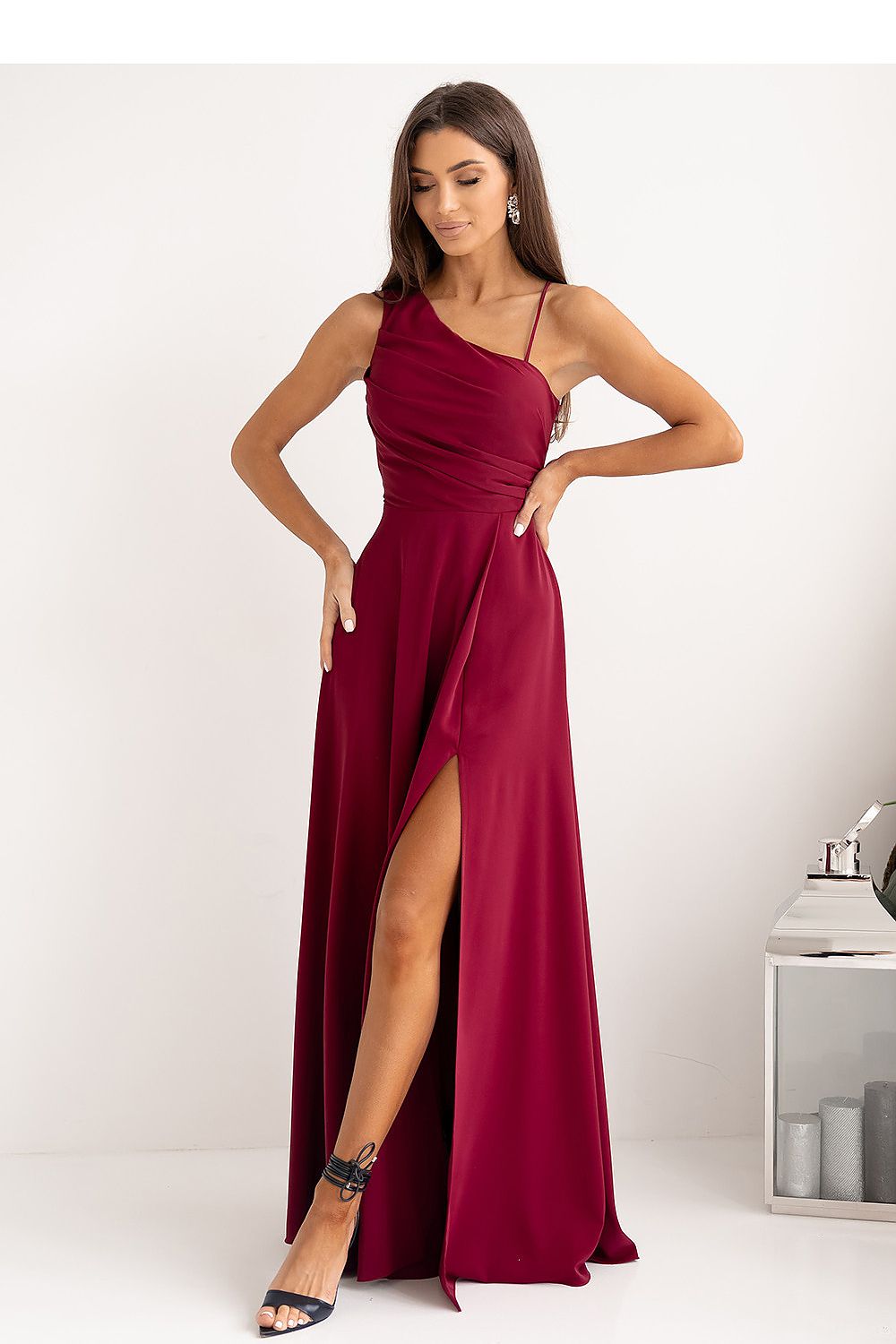  Sukienka Model Monako 001420. Bordo - With You 