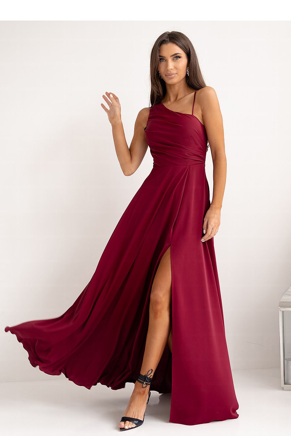  Sukienka Model Monako 001420. Bordo - With You 