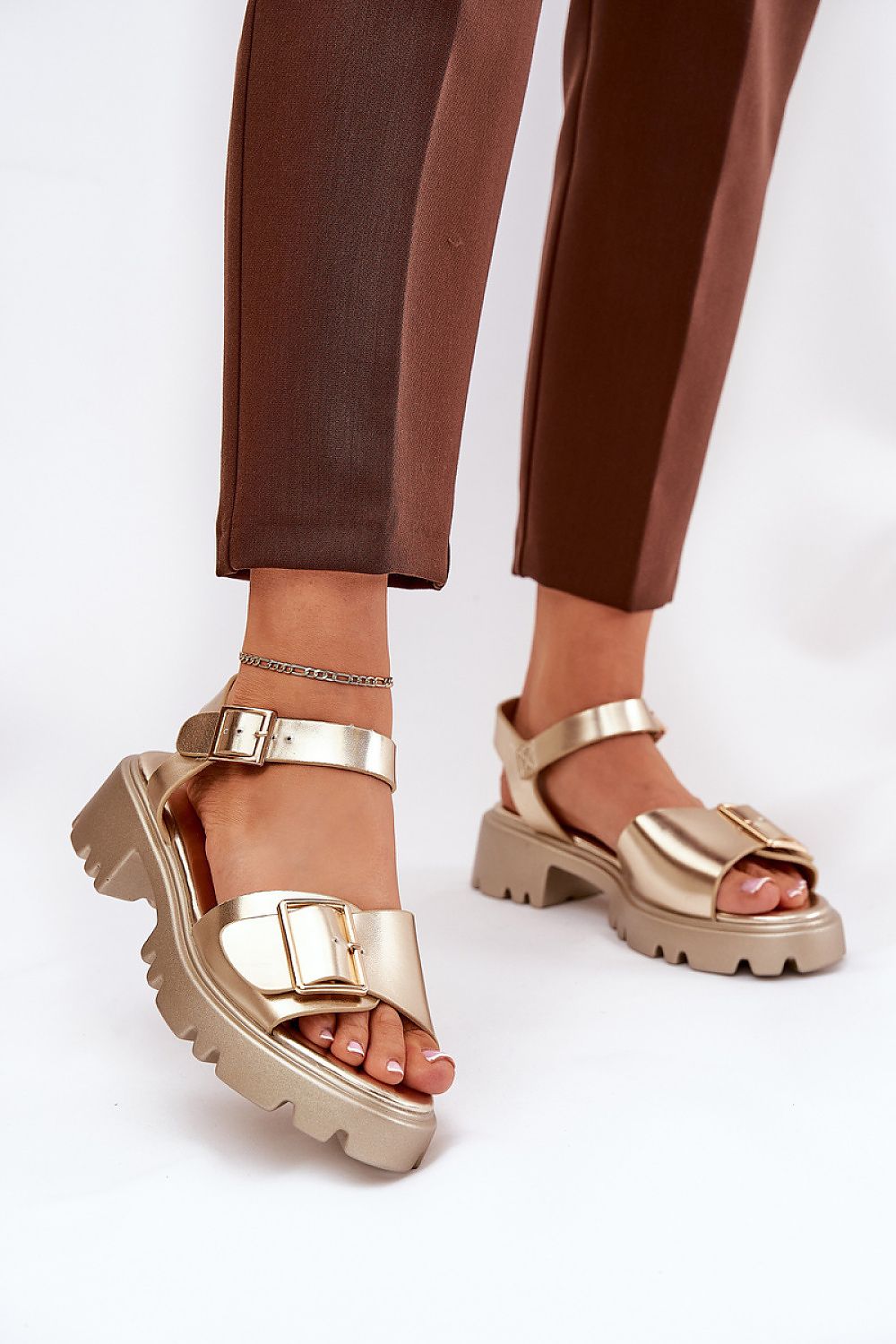  Sandały Model Gofielle 8068 Gold - Step in style 