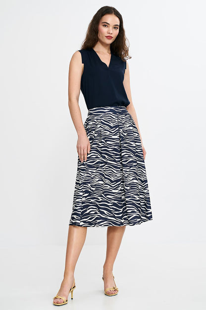  Spódnica midi z zakładkami SP83 Wzór Zebra/Navy - Nife 