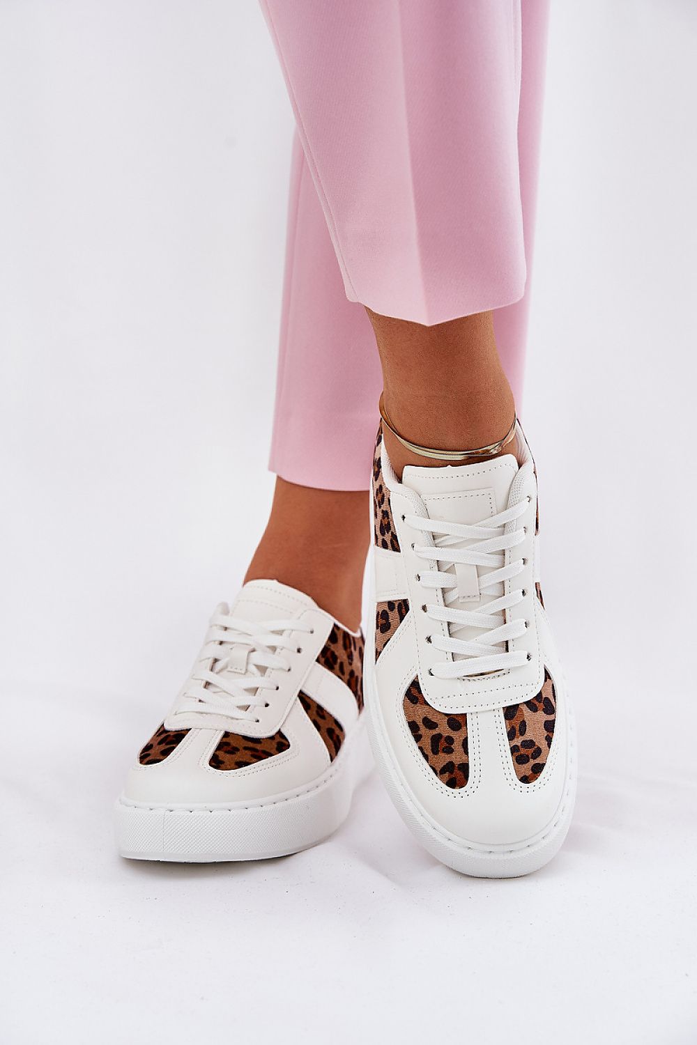   Buty Sportowe Model Nativira NN622 White - Step in style 