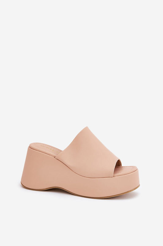  Sandał Klapki Model Kisoffi 8338-305 Beige - Step in style 