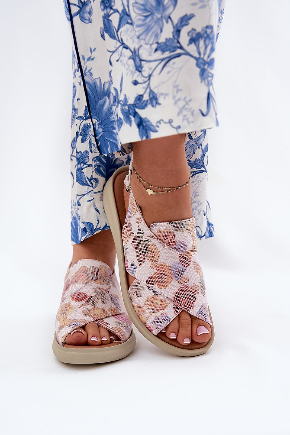  Sandały Model Tosmelia RMR24142-2 Multicolor - Step in style 