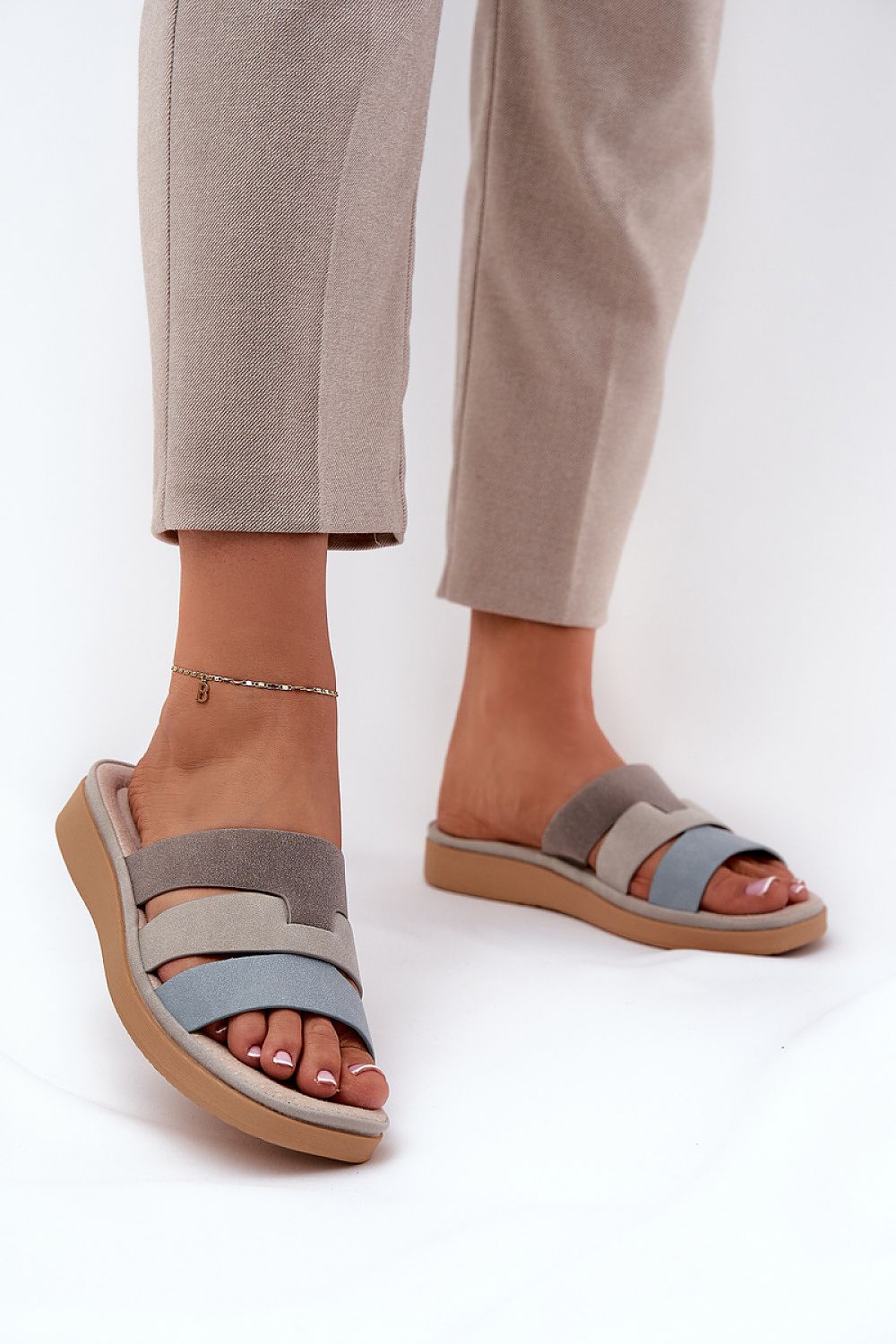  Sandał Klapki Model Oxena 834369 Beige/Blue - Step in style 