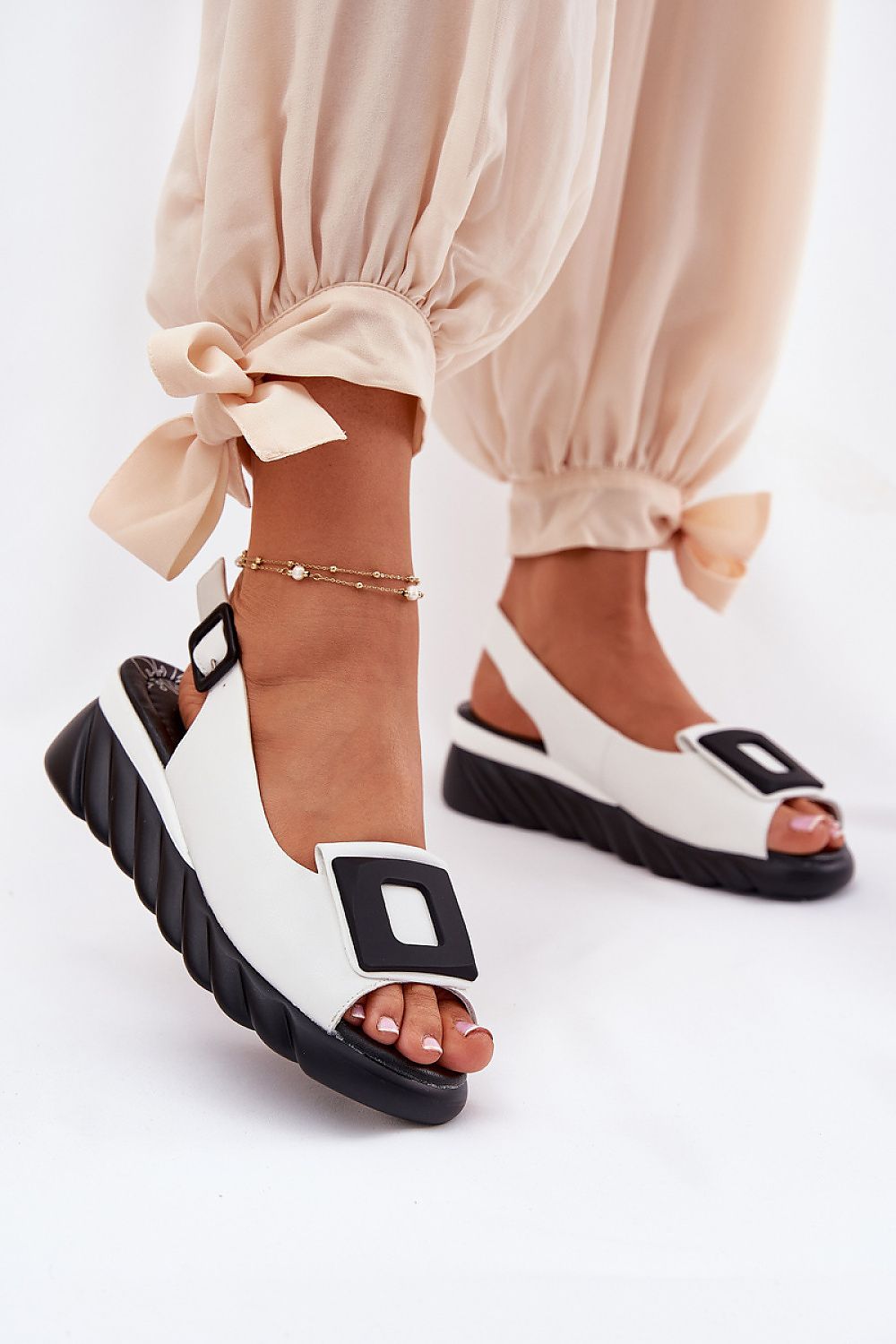  Sandały Model Artiker 56C2157 White - Step in style 