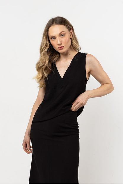   Bluzka Model A718 Black - awama 