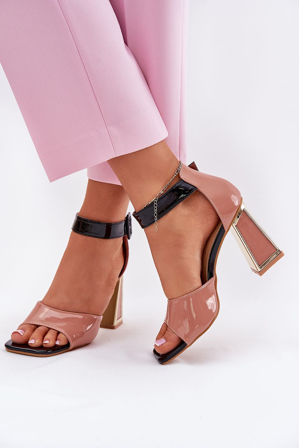  Sandały Model Vinceza 20266 Pink - Step in style 