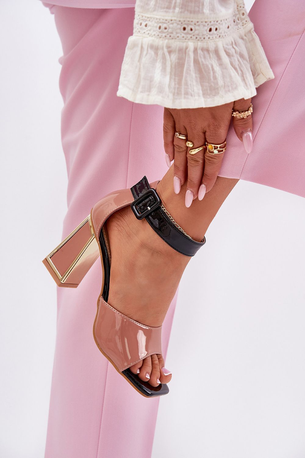  Sandały Model Vinceza 20266 Pink - Step in style 
