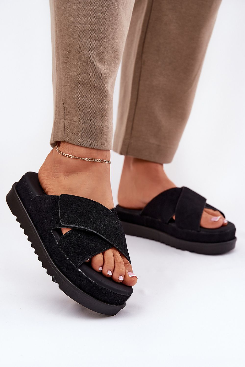 Sandał Klapki Model Rinasara PL365 Black - Step in style 