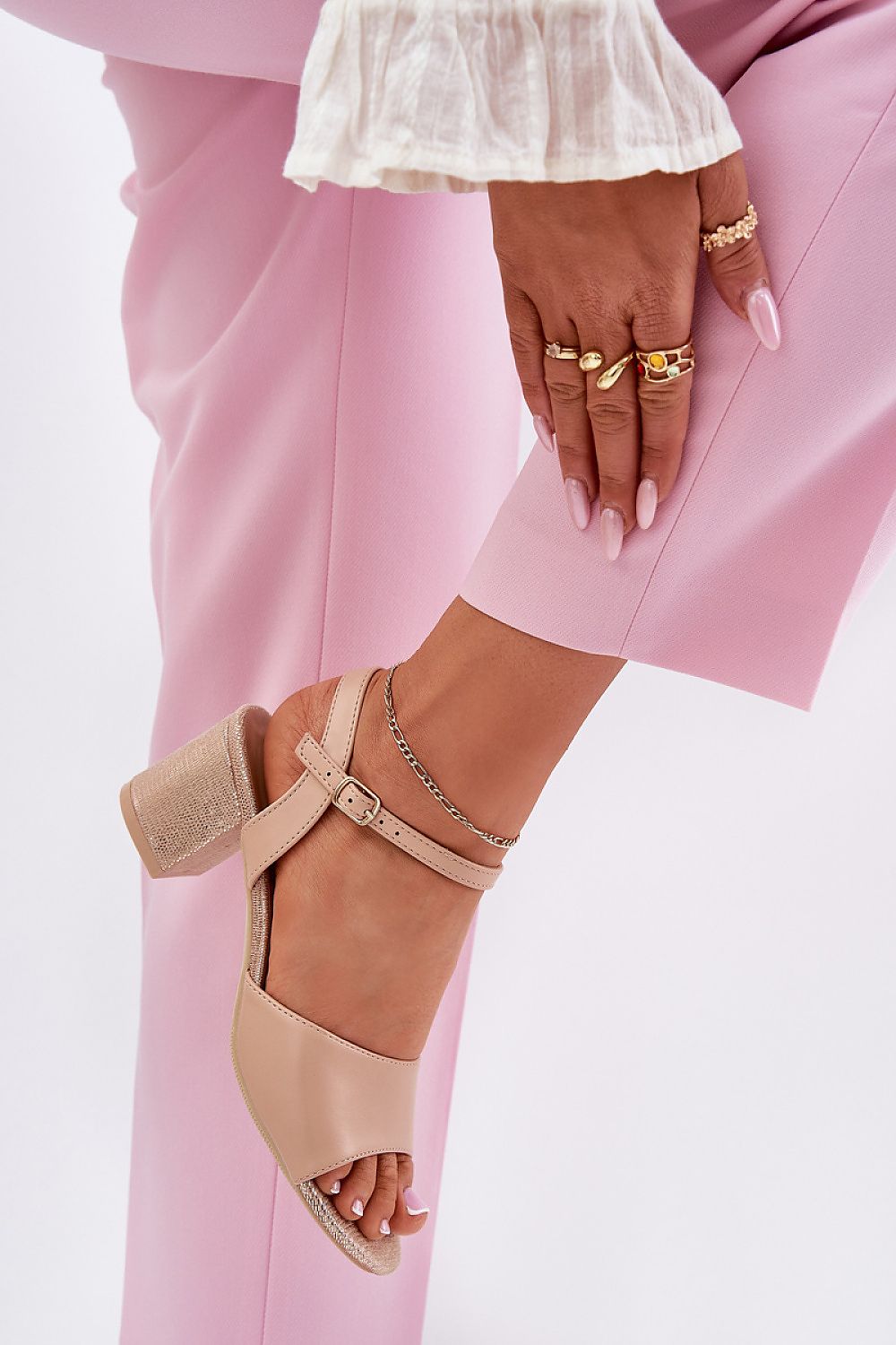  Sandały Model Vinceza 20275 Beige - Step in style 