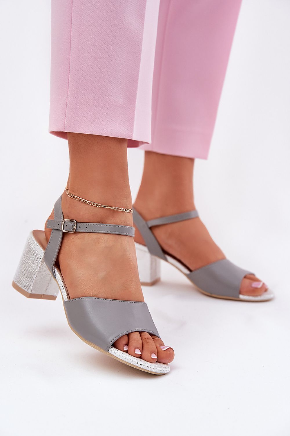  Sandały Model Vinceza 20275 Grey - Step in style 